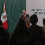 Mexicanos califican desempeño de AMLO con 6.7