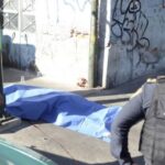 Explota cilindro de aire en Querétaro y derriba una pared de local