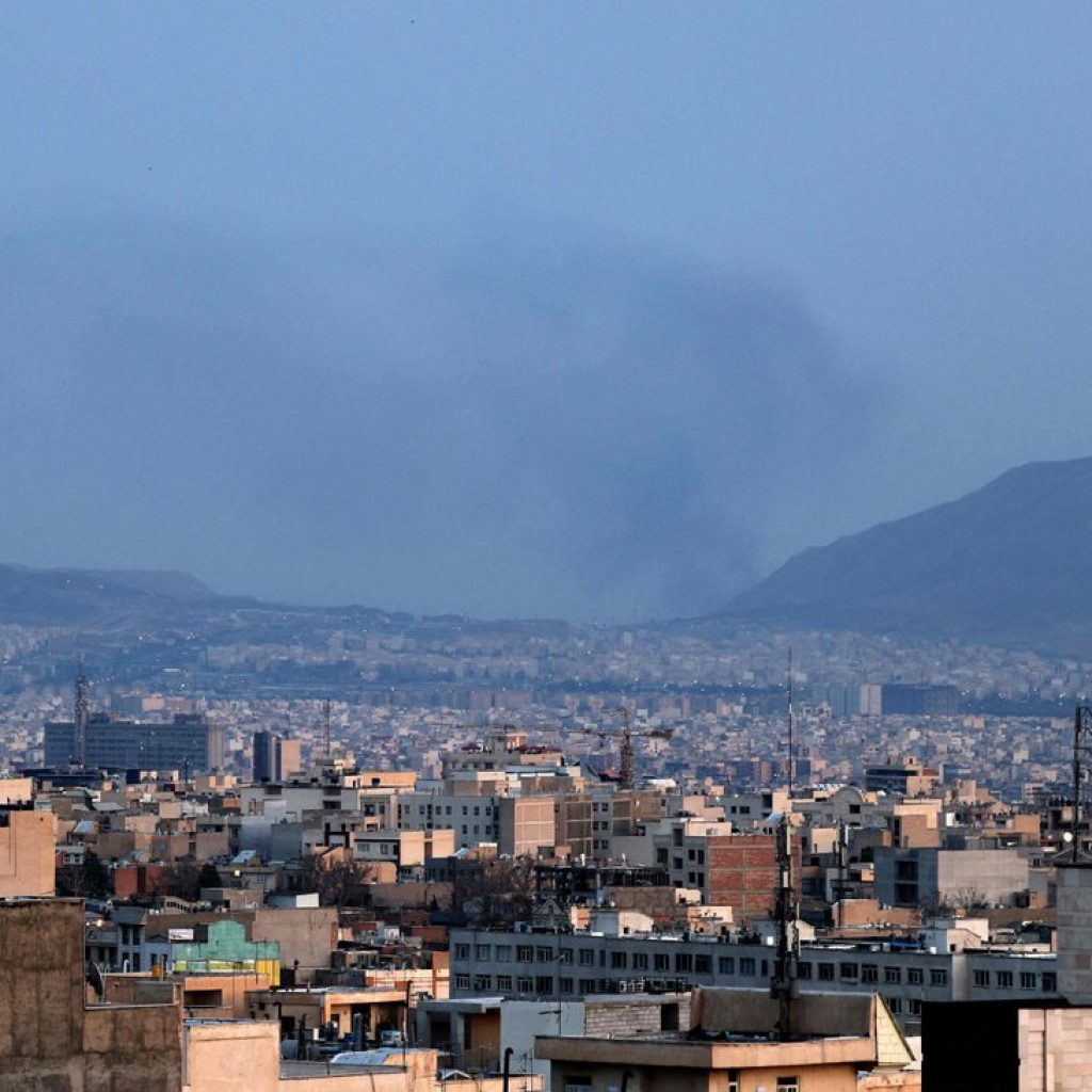 Operación militar israelí golpea bases vinculadas a la Guardia Revolucionaria iraní